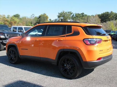 New 2026 Jeep Compass Latitude AWD/4WD image 4