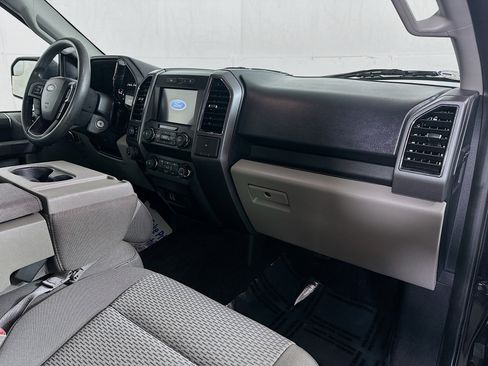 Used 2020 Ford F150 XLT w/ Trailer Tow Package image 26