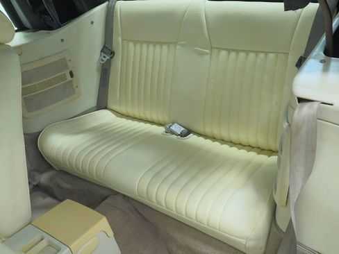 Used 1990 Ford Mustang LX image 43