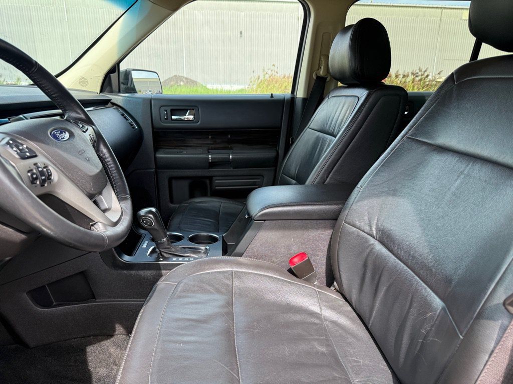 Used 2014 Ford Flex SEL w/ Equipment Group 202A AWD/4WD image 9