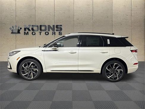 New 2025 Lincoln Corsair Grand Touring w/ Equipment Group 301A image 2