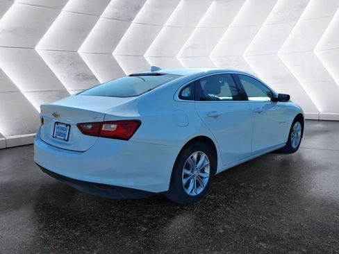 Used 2023 Chevrolet Malibu LT FWD image 5