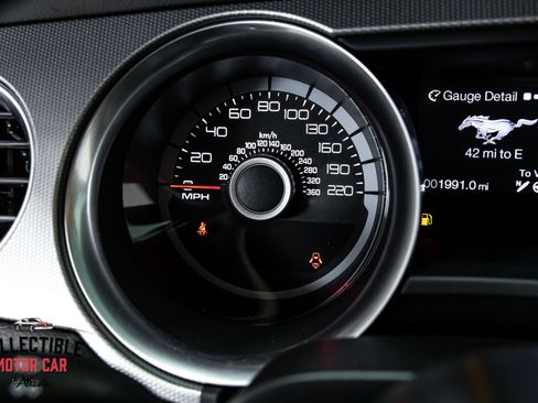 Used 2013 Ford Mustang Shelby GT500 RWD image 79