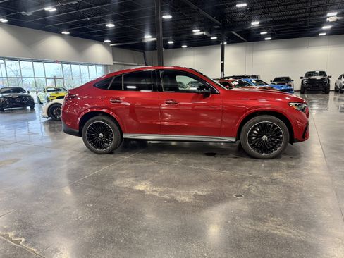 Used 2024 Mercedes-Benz GLC 300 4MATIC image 19