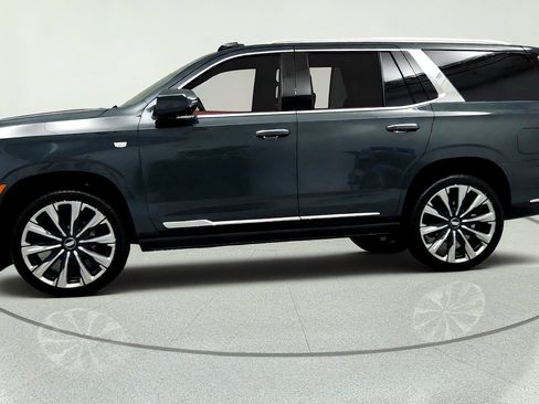 Used 2026 Cadillac Escalade Luxury w/ Touring Package AWD/4WD image 2