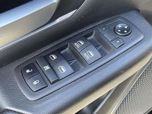 Used 2021 RAM 1500 Big Horn image 16