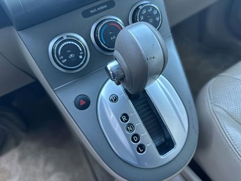 Used 2010 Nissan Sentra 2.0 SL w/ Premium Plus Pkg image 20