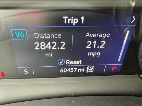 Used 2024 Cadillac XT5 Premium Luxury image 15