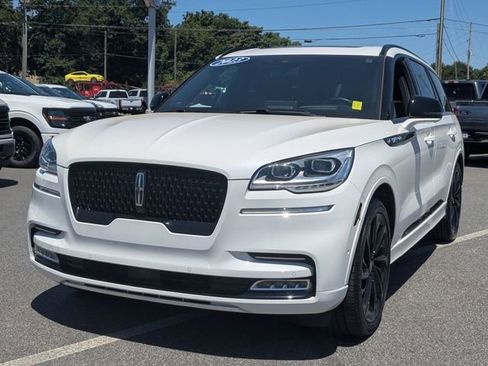 Used 2023 Lincoln Aviator Reserve w/ Equipment Group 201A RWD image 7