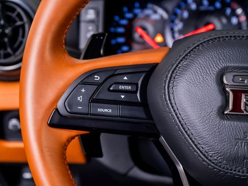 Used 2021 Nissan GT-R Premium image 45