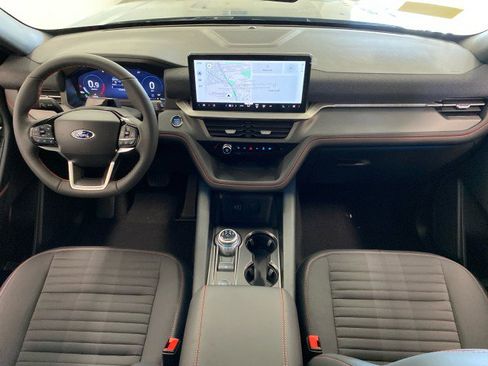 New 2026 Ford Explorer ST-Line w/ ST-Line Street Pack image 11