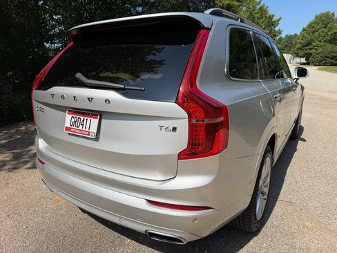 Used 2018 Volvo XC90 T6 Momentum w/ Convenience Package AWD/4WD image 5