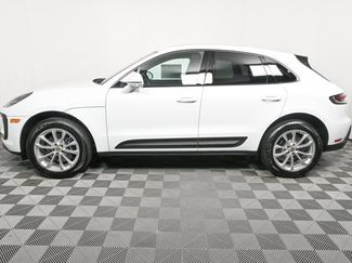 Certified 2025 Porsche Macan video 2