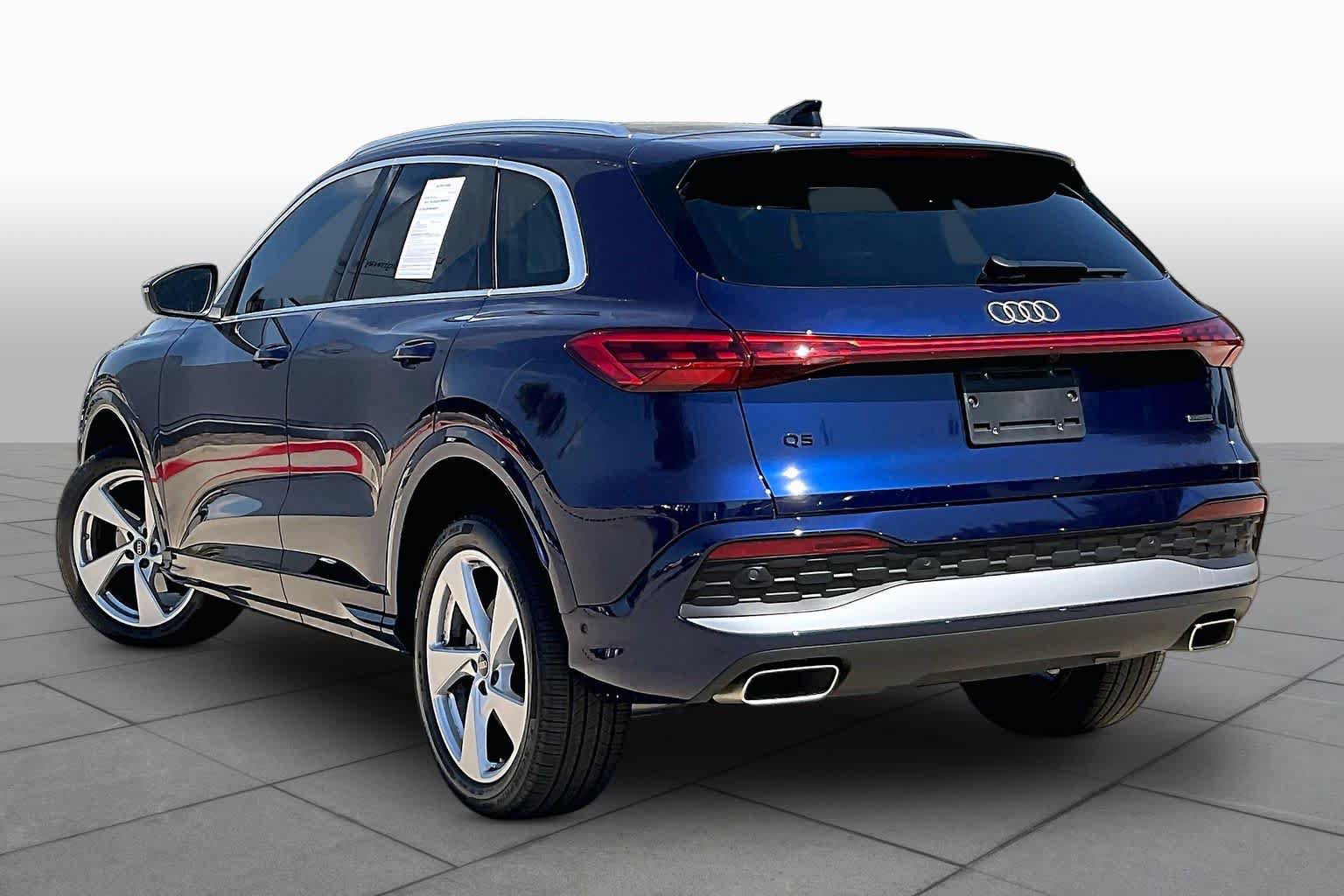 Used 2025 Audi Q5 Premium AWD/4WD image 11