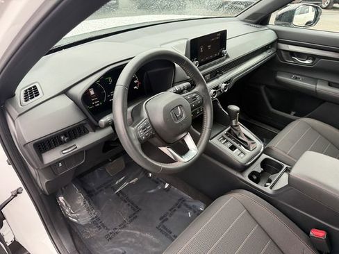 Used 2025 Honda CR-V Sport image 11