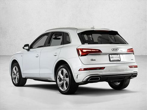 Used 2023 Audi Q5 2.0T Premium Plus w/ Premium Plus Package AWD/4WD image 9