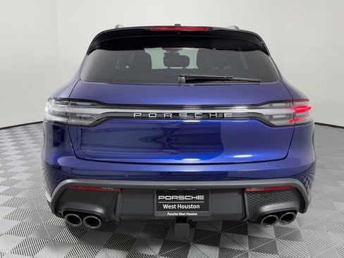 Certified 2026 Porsche Macan AWD/4WD image 10