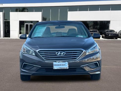 Used 2017 Hyundai Sonata SE FWD image 8