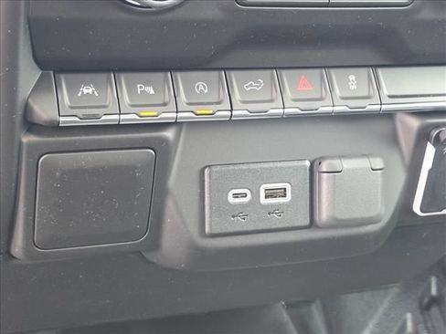 New 2026 Chevrolet Silverado 1500 W/T w/ WT Value Package AWD/4WD image 26