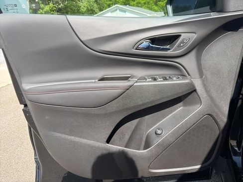 Certified 2024 Chevrolet Equinox RS w/ LPO, Floor Liner Package FWD image 21