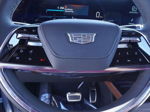 New 2026 Cadillac Vistiq Premium Luxury image 18