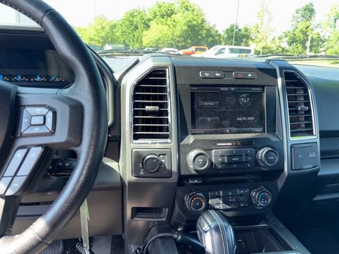 Used 2015 Ford F150 XLT w/ Equipment Group 301A Mid AWD/4WD image 20