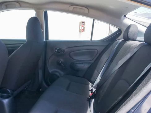 Used 2016 Nissan Versa S FWD image 14