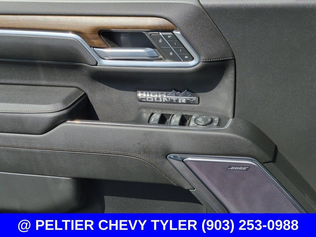 Used 2023 Chevrolet Silverado 1500 High Country w/ Z71 Off-Road Package AWD/4WD image 33
