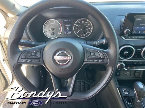 Used 2024 Nissan Sentra S image 7