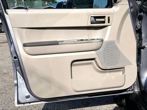 Used 2008 Ford Escape XLT FWD image 21