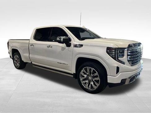 Used 2024 GMC Sierra 1500 Denali w/ Denali Reserve Package AWD/4WD image 1