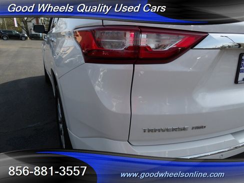 Used 2021 Chevrolet Traverse Premier w/ LPO, Floor Liner Package AWD/4WD image 9