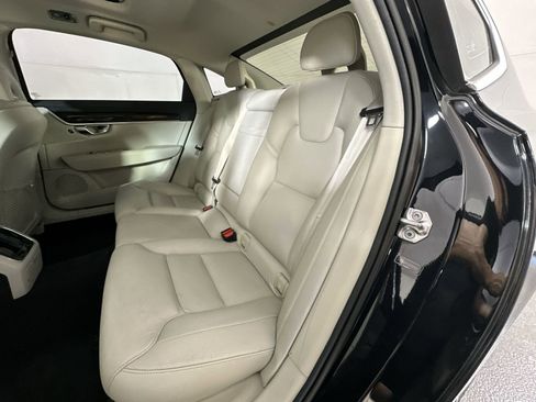 Used 2018 Volvo S90 T5 Momentum w/ Convenience Package image 27