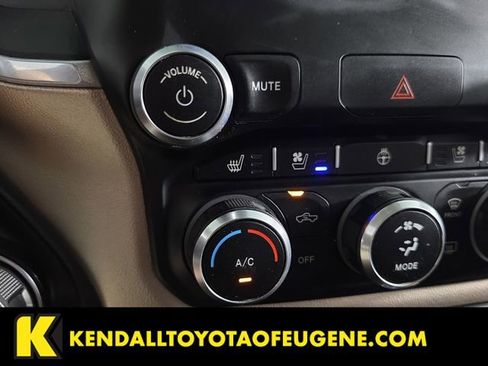 Used 2019 RAM 1500 Laramie w/ Off Road Group image 15