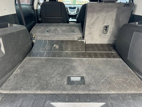 Used 2015 Chevrolet Equinox LS image 12