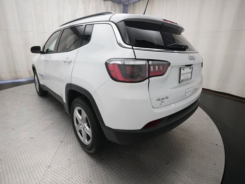Used 2024 Jeep Compass Latitude AWD/4WD image 33