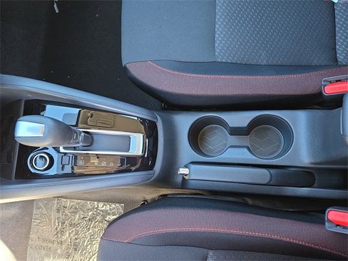 New 2025 Nissan Versa SR w/ Trunk Package image 22