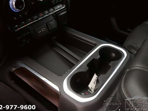 Used 2020 GMC Sierra 1500 SLT w/ SLT Premium Plus Package image 20