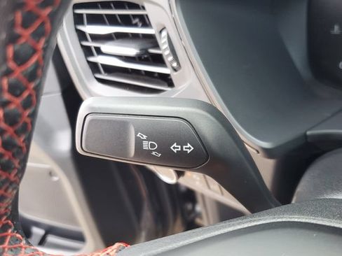 Used 2025 Ford Escape ST-Line FWD image 27