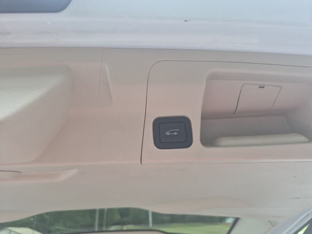 Used 2023 GMC Acadia Denali AWD/4WD image 23