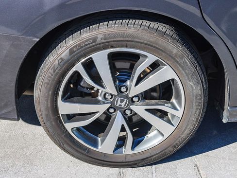 Used 2023 Honda Odyssey Touring image 12