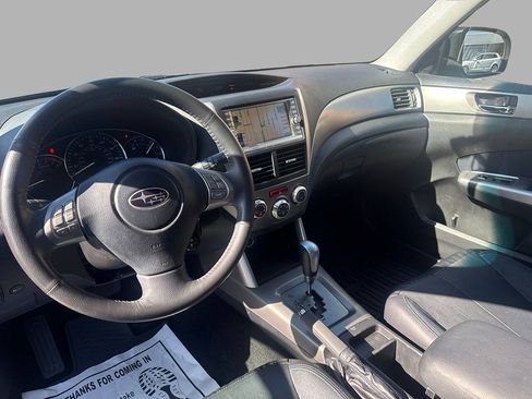 Used 2010 Subaru Forester 2.5X Limited AWD/4WD image 9