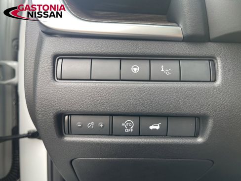 Used 2026 Nissan Rogue Platinum w/ Platinum Premium Package image 48