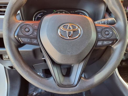 Certified 2023 Toyota RAV4 XLE AWD/4WD image 19