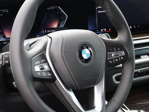 New 2026 BMW X5 xDrive40i AWD/4WD image 18