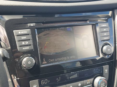 Certified 2020 Nissan Rogue SV w/ Premium Package image 24