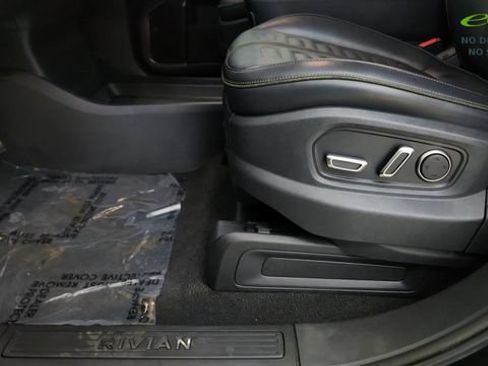 Used 2024 Rivian R1S Adventure AWD/4WD image 53