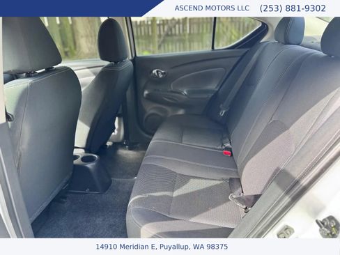 Used 2016 Nissan Versa SV image 10