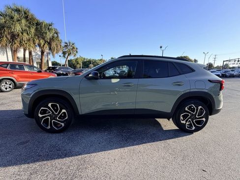 Certified 2024 Chevrolet Trax RS w/ Sunroof Package image 7