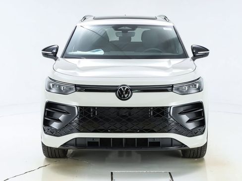 New 2026 Volkswagen Tiguan SE R-Line image 55